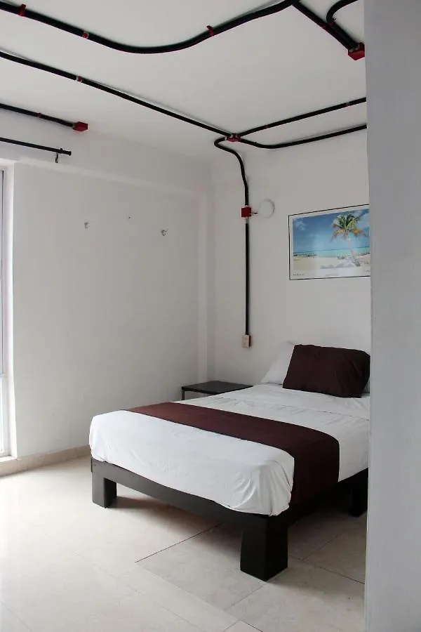 Hotel & Hostal Casa De Luz Cancun