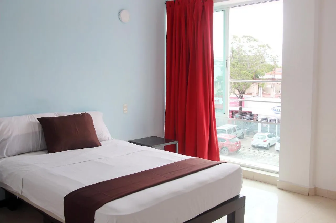 Hotel & Hostal Casa De Luz Cancun